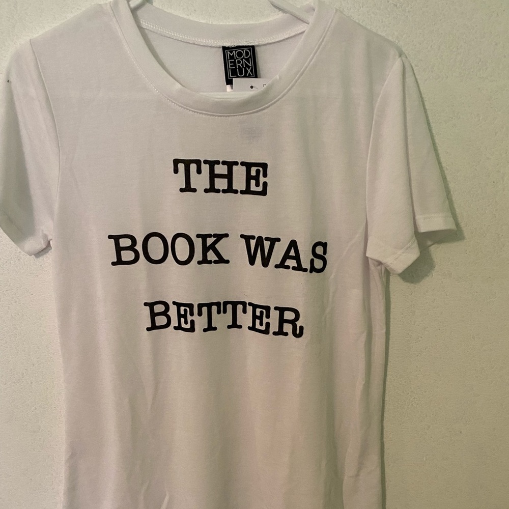 NWT Women’s T Size M